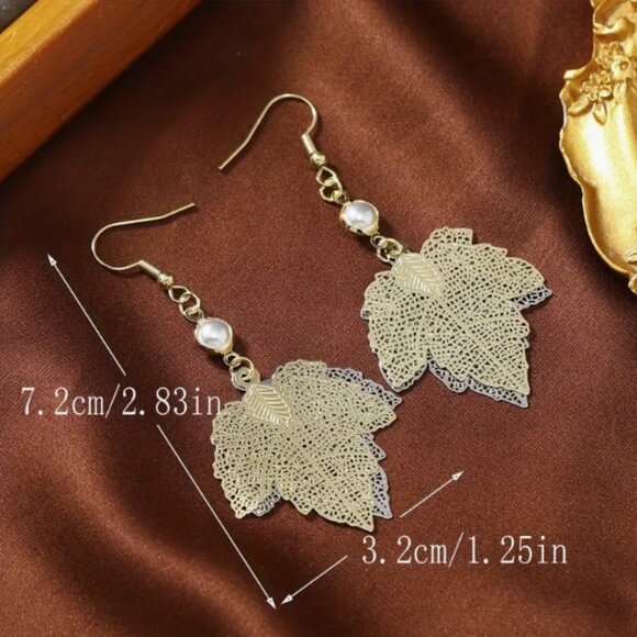 Intricate Gold & Silver Mixed Metals Carved Maple Leaf Pearl Boho Earrings NEW - Picture 4 of 5